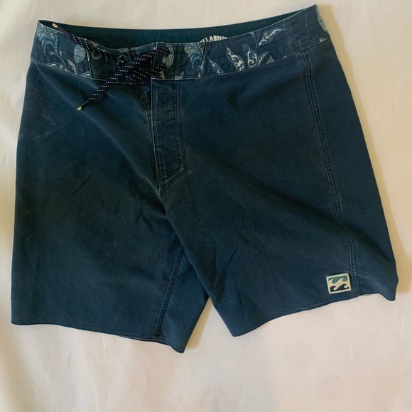 Billabonic Swim Shorts - Picture 4 of 6